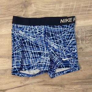 Nike Pro